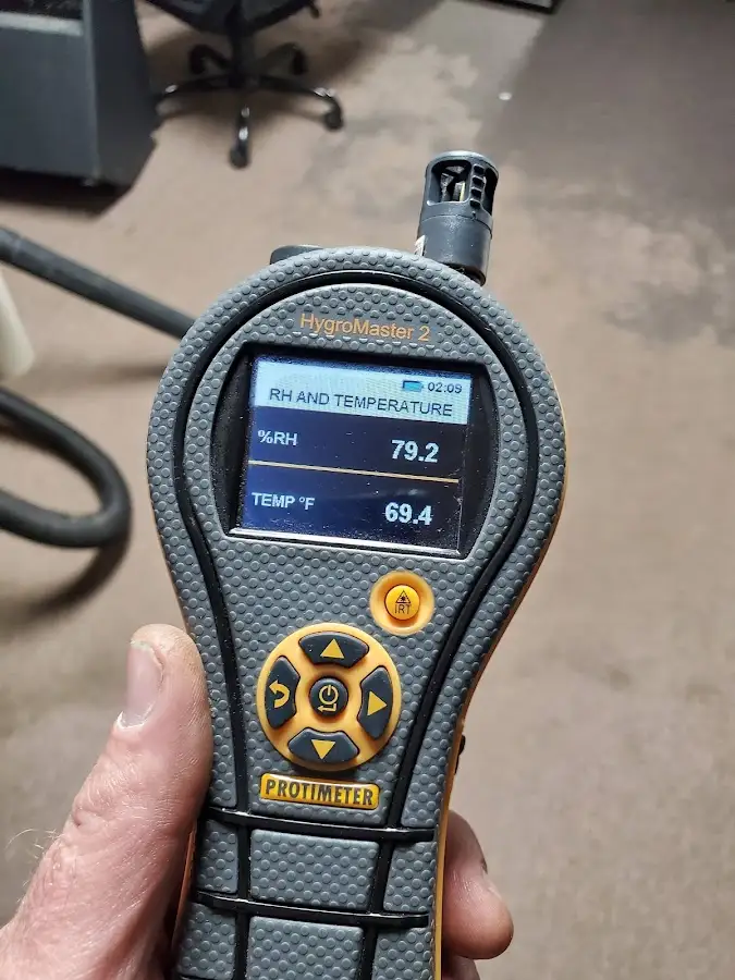 Moisture meter humidity assessment for Mold Remediation & Removal in Maquoketa